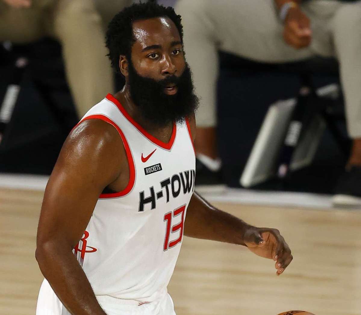 持球突破的 持球突破的